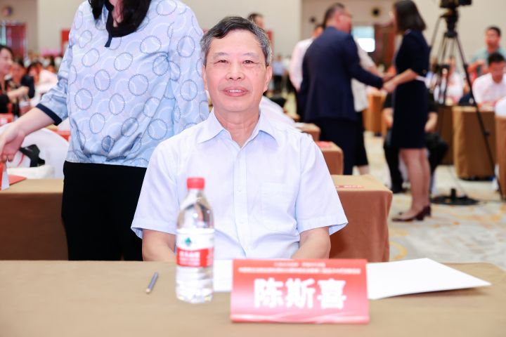 中国民主法制出版社建社35周年座谈会暨第二届《法治时代》创新论坛成功举办